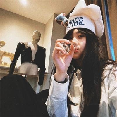 摊牌了，保安老爸是首富